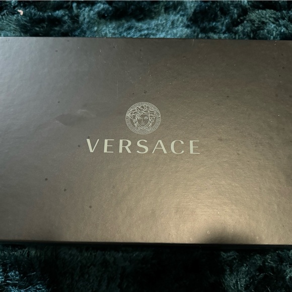 Versace Medusa Heels NWT *Sold Out Online* - Picture 8 of 11